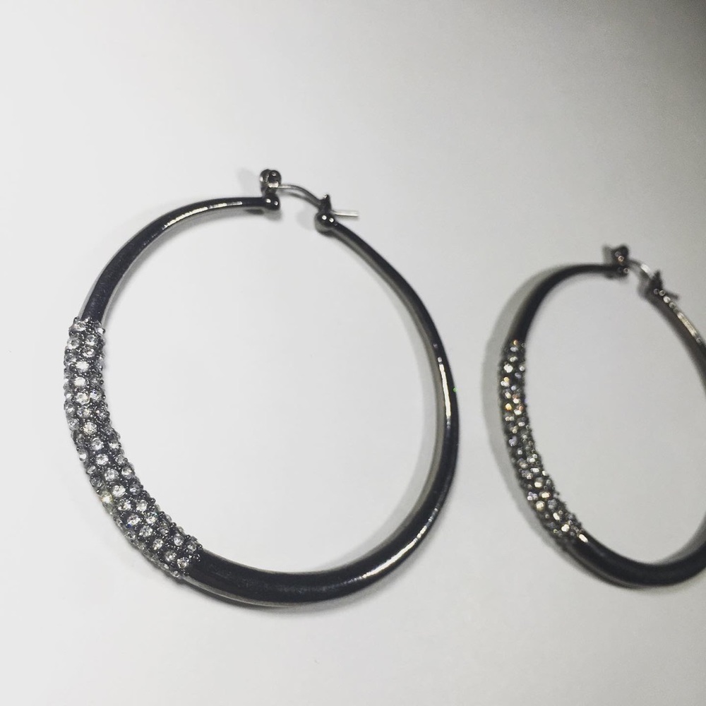 STUNNER GUN METAL HOOPS